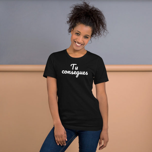 Camiseta unissex com mangas curtas- "Tu consegues!" - Image 2